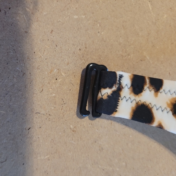 PINK Victoria's Secret Leopard Animal Print Bandeu Bathing Suit Top Size Small - Picture 6 of 8